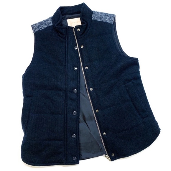 Skies Are Blue Jackets & Blazers - Skies are Blue Navy Blue Puffer Vest